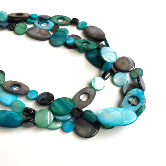 Made in Canada - Multi-coloured 3-strand Necklace - Picture 2 of 4